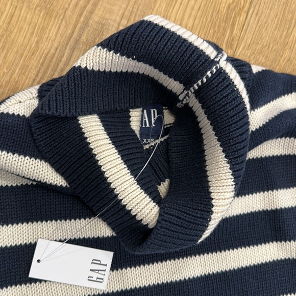 GAP Oversized Navy Blue Striped Turtleneck Sweater - NWT Size XXS - Picture 8 of 8